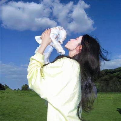垃圾箱里的婴儿